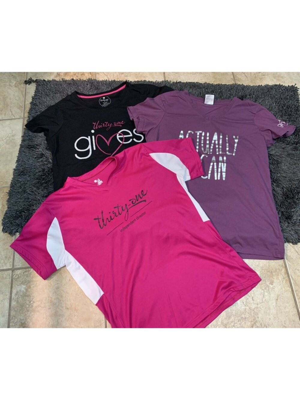 3x Thirty-One Women’s Regular Fit Sz large Short Sleeve Shirts U8-17
